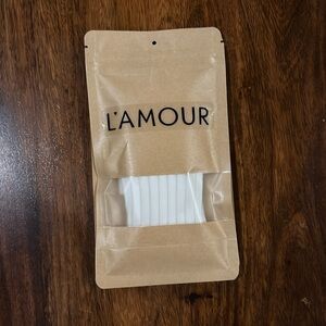 NWT L’Amour 4-5Y White Knee High Ribbed Sock